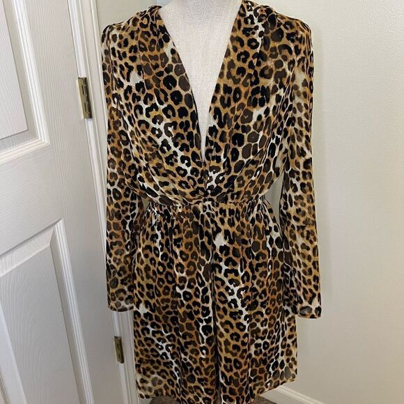 Express Leopard Print Dress. NWT Size Small - Picture 1 of 9